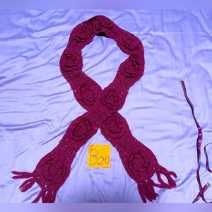 Scarf  crochet/ knitting / dimension flowers scarf